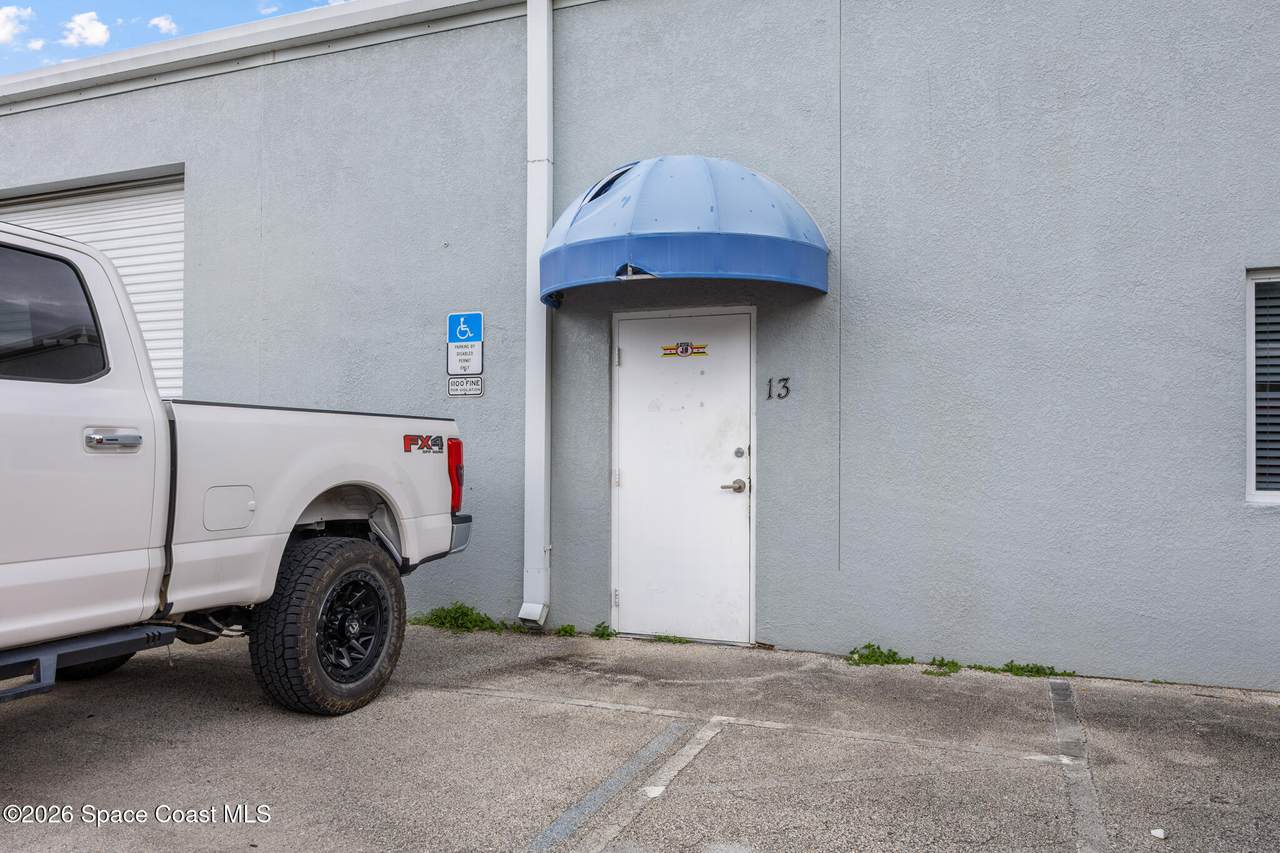 https://bt-photos.global.ssl.fastly.net/spacecoast/1280_boomver_1_1081392-2.jpg