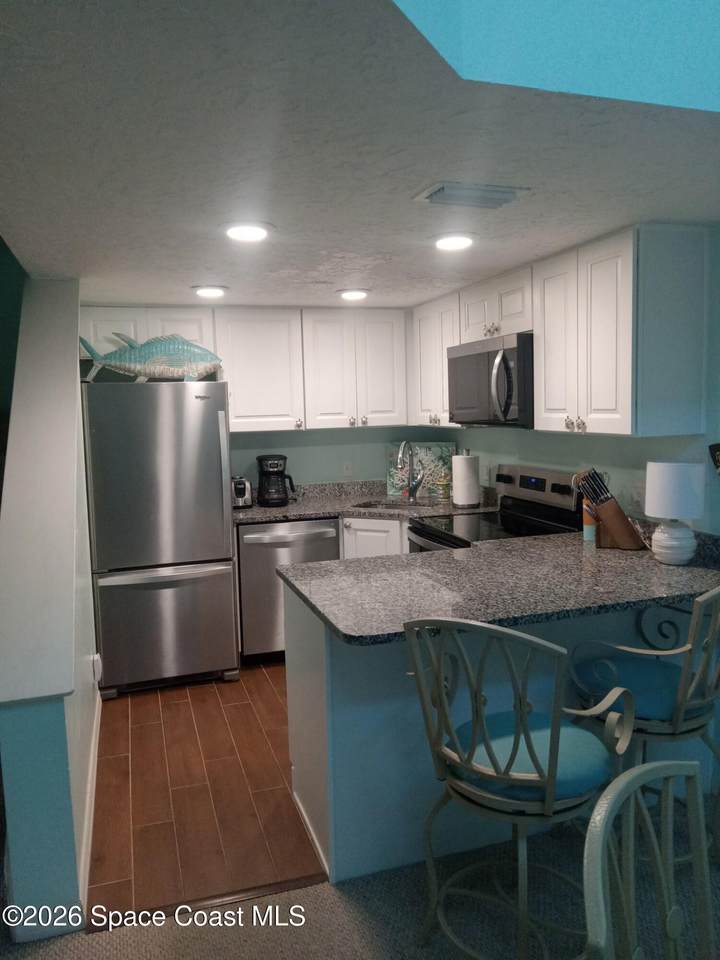 https://bt-photos.global.ssl.fastly.net/spacecoast/orig_boomver_1_1081461-2.jpg