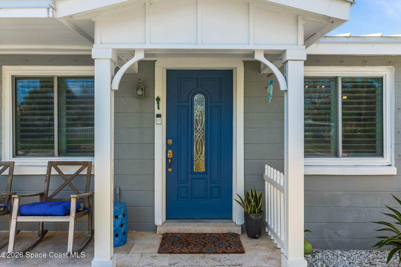 https://bt-photos.global.ssl.fastly.net/spacecoast/1280_boomver_1_1081608-2.jpg
