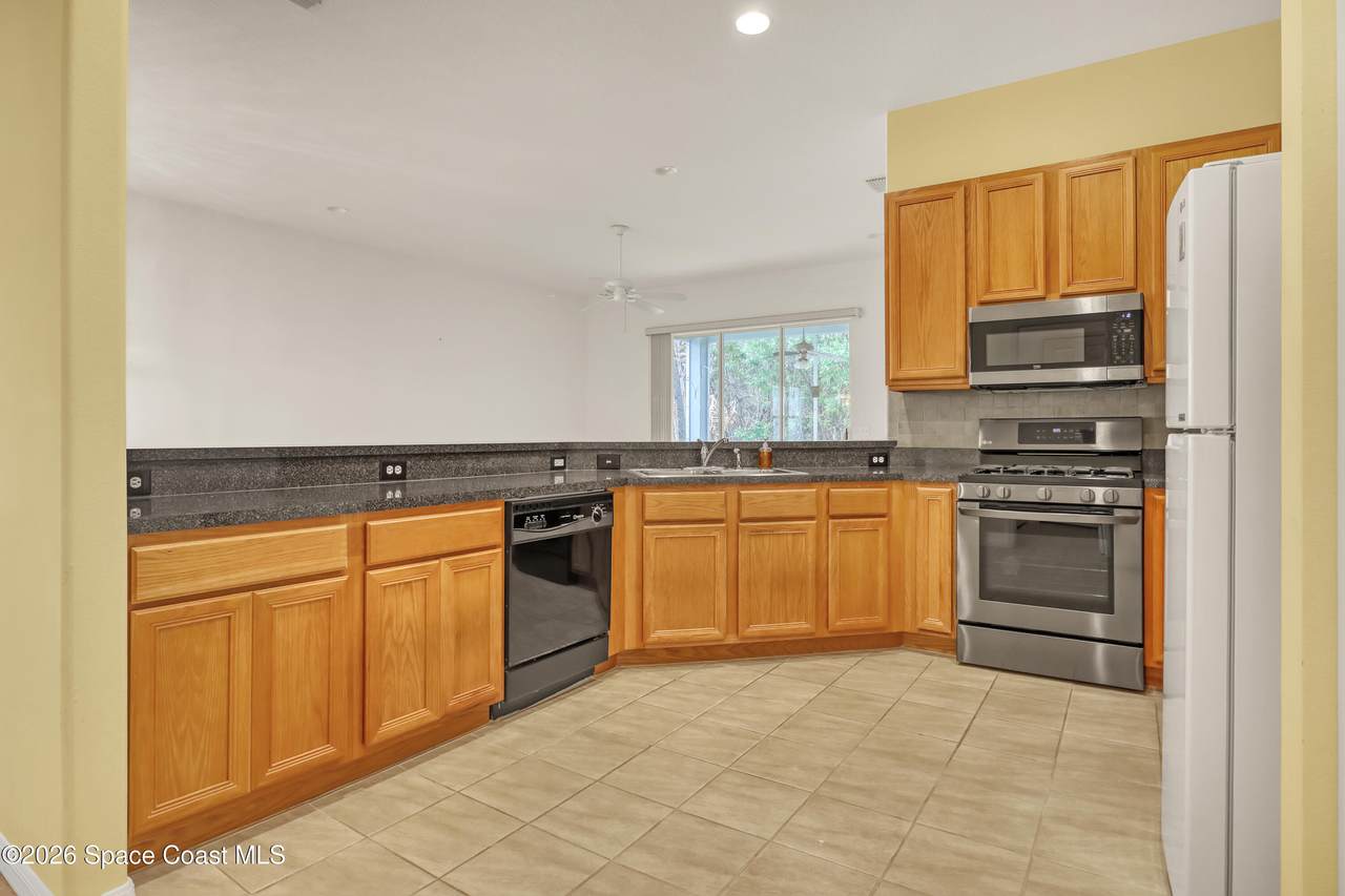 https://bt-photos.global.ssl.fastly.net/spacecoast/1280_boomver_1_1081650-2.jpg