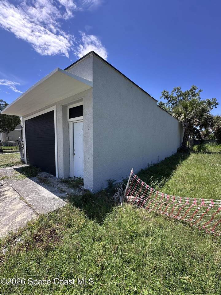https://bt-photos.global.ssl.fastly.net/spacecoast/1280_boomver_1_1081680-2.jpg
