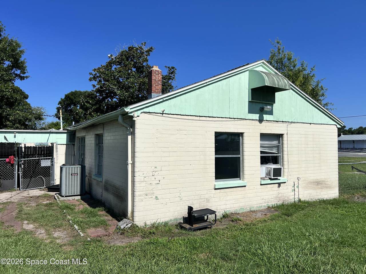 https://bt-photos.global.ssl.fastly.net/spacecoast/1280_boomver_1_1081832-2.jpg