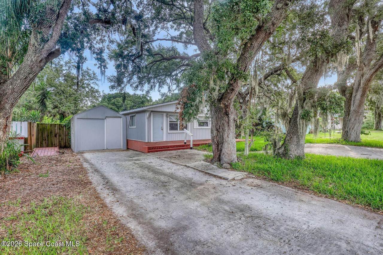 https://bt-photos.global.ssl.fastly.net/spacecoast/1280_boomver_1_1081841-2.jpg