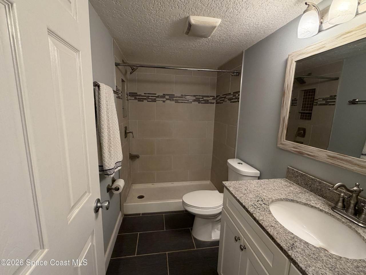 https://bt-photos.global.ssl.fastly.net/spacecoast/1280_boomver_1_1081897-2.jpg