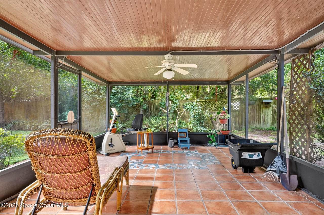 https://bt-photos.global.ssl.fastly.net/spacecoast/orig_boomver_1_1081976-2.jpg