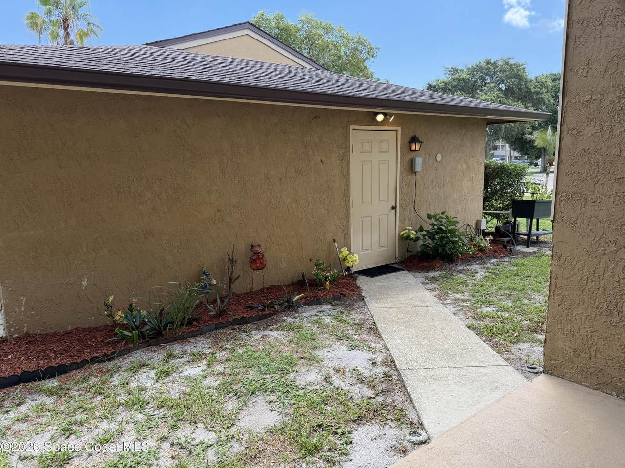 https://bt-photos.global.ssl.fastly.net/spacecoast/1280_boomver_1_1082048-2.jpg