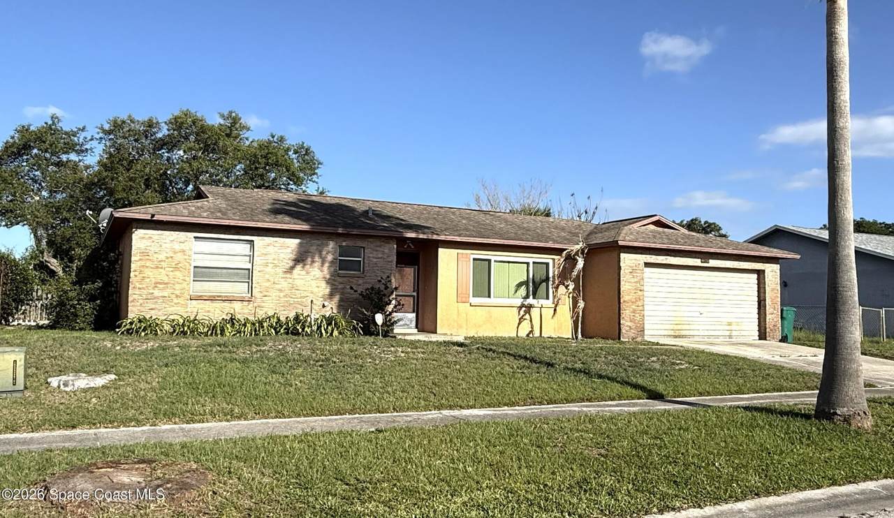 1516 Autumn Woods Drive - Photo 1