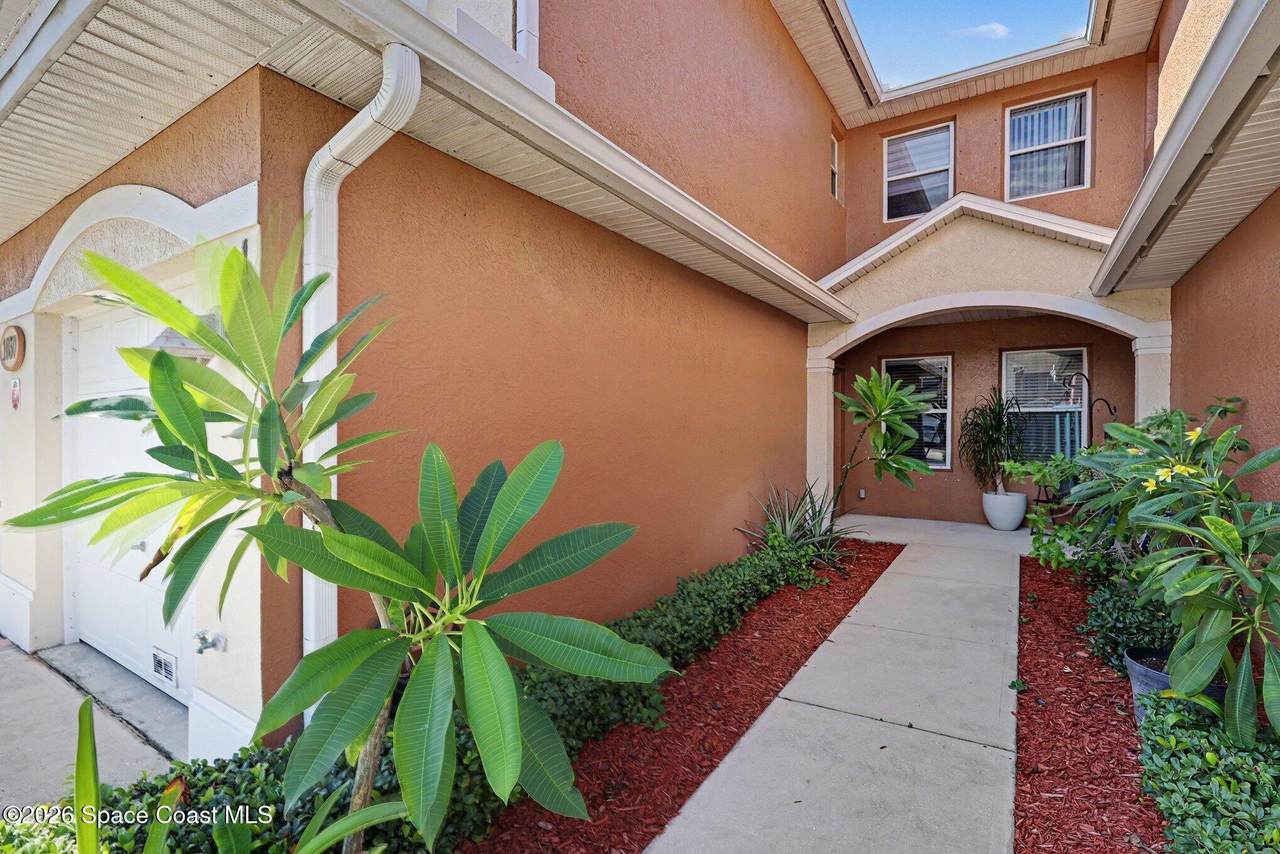 https://bt-photos.global.ssl.fastly.net/spacecoast/1280_boomver_1_1082220-2.jpg