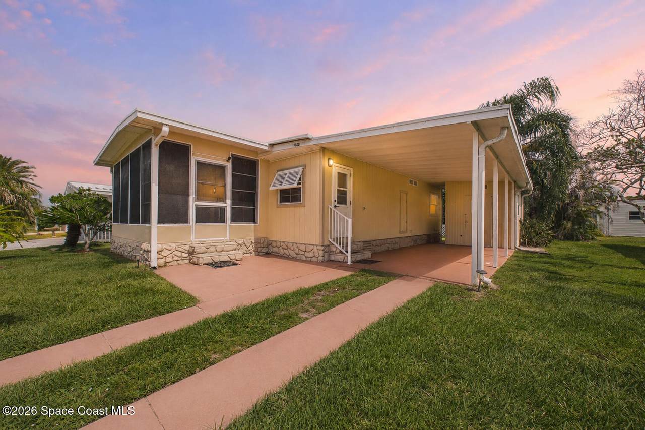 1020 Royal Palm Drive - Photo 1