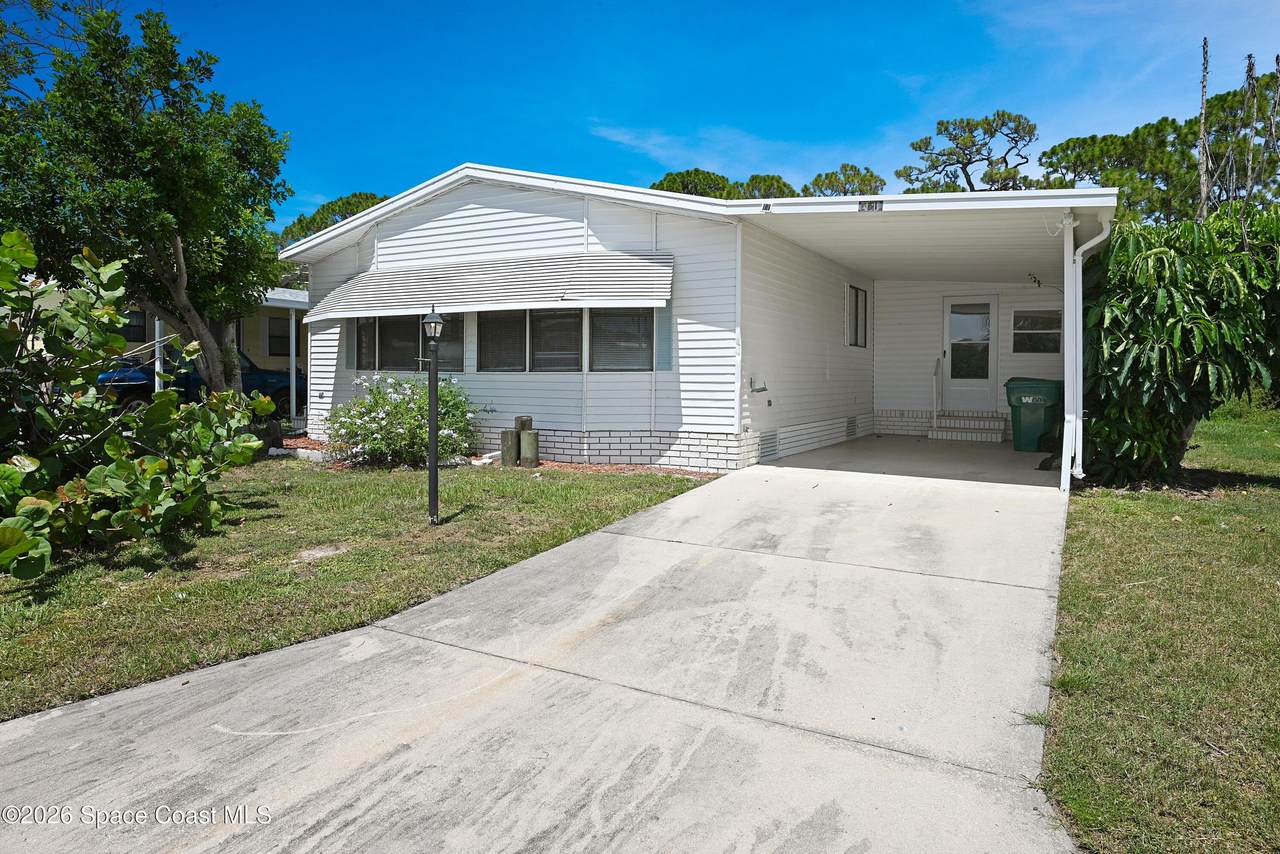 451 Egret Circle - Photo 1