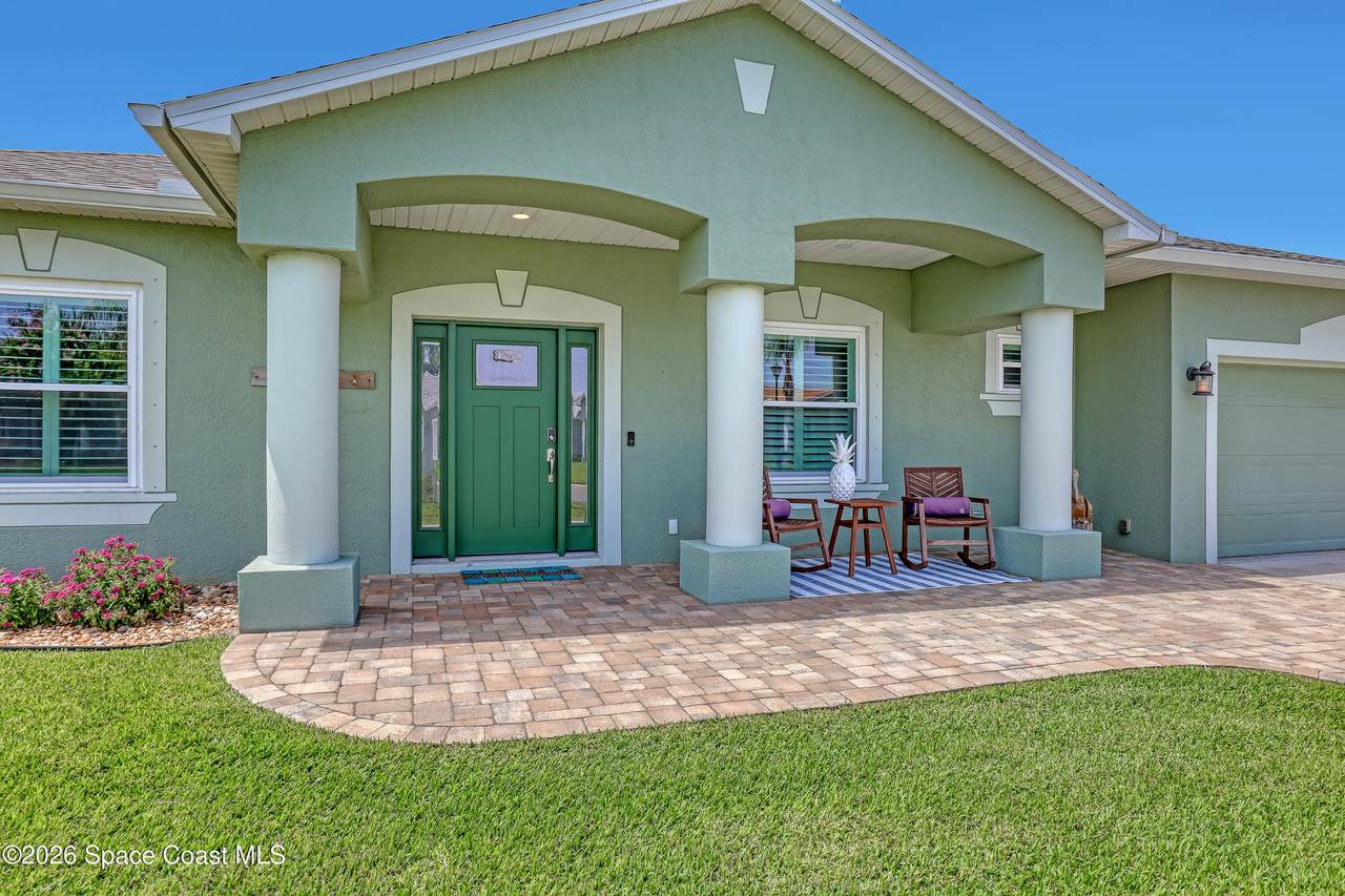 https://bt-photos.global.ssl.fastly.net/spacecoast/1280_boomver_1_1082391-2.jpg
