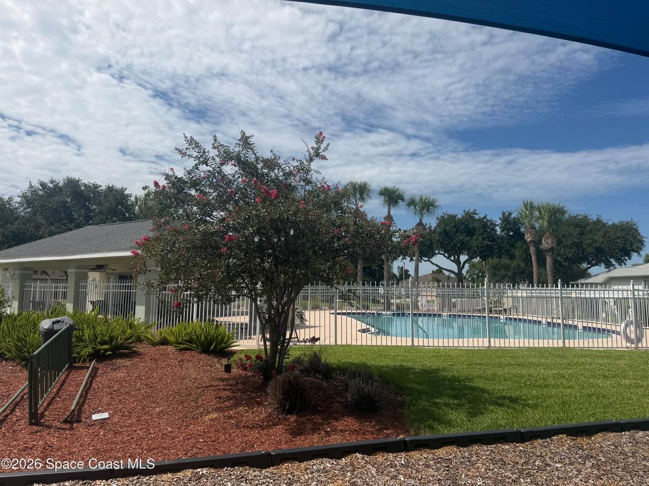 https://bt-photos.global.ssl.fastly.net/spacecoast/1280_boomver_1_1082465-2.jpg