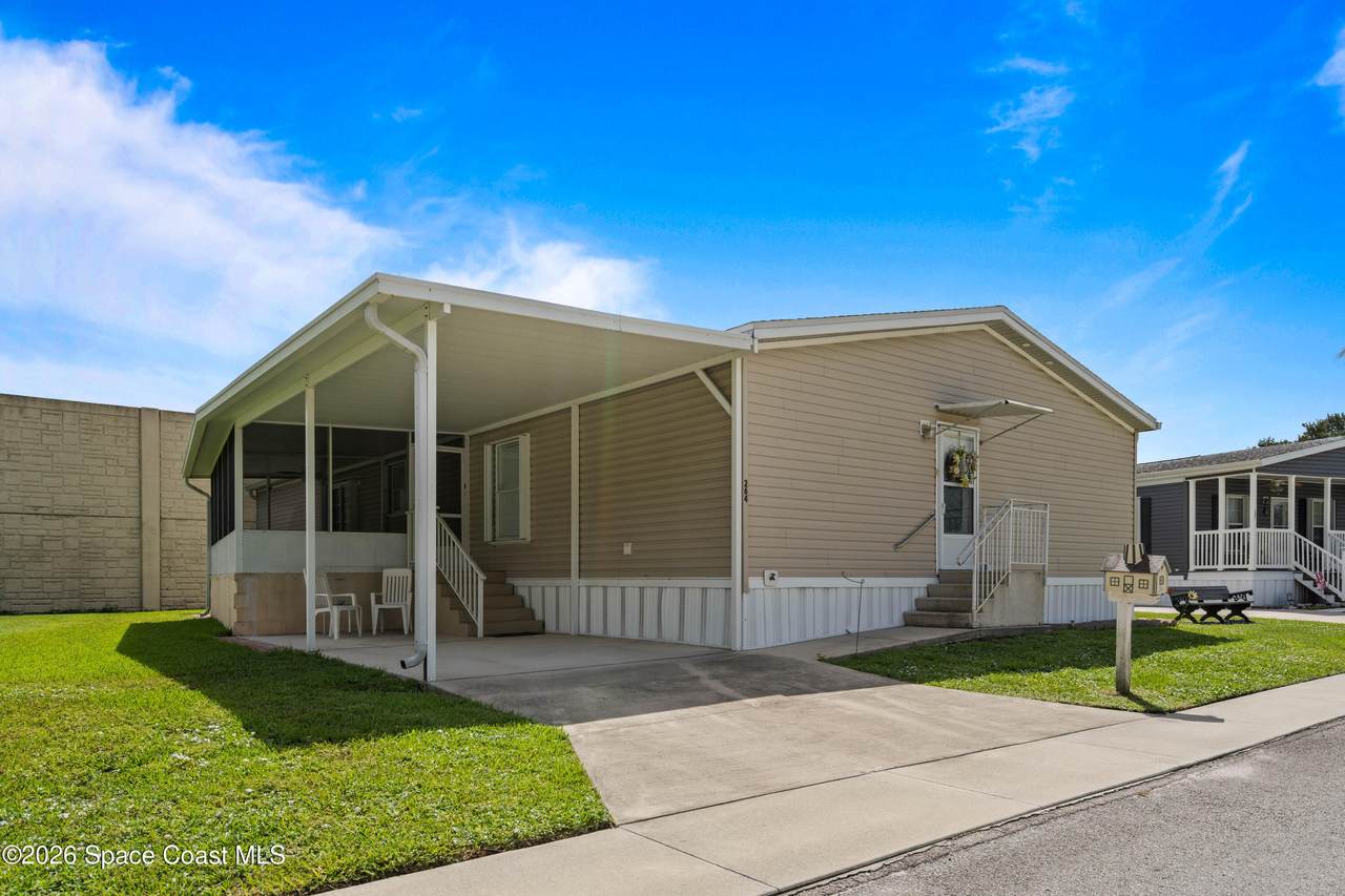 264 Holiday Park Boulevard - Photo 1