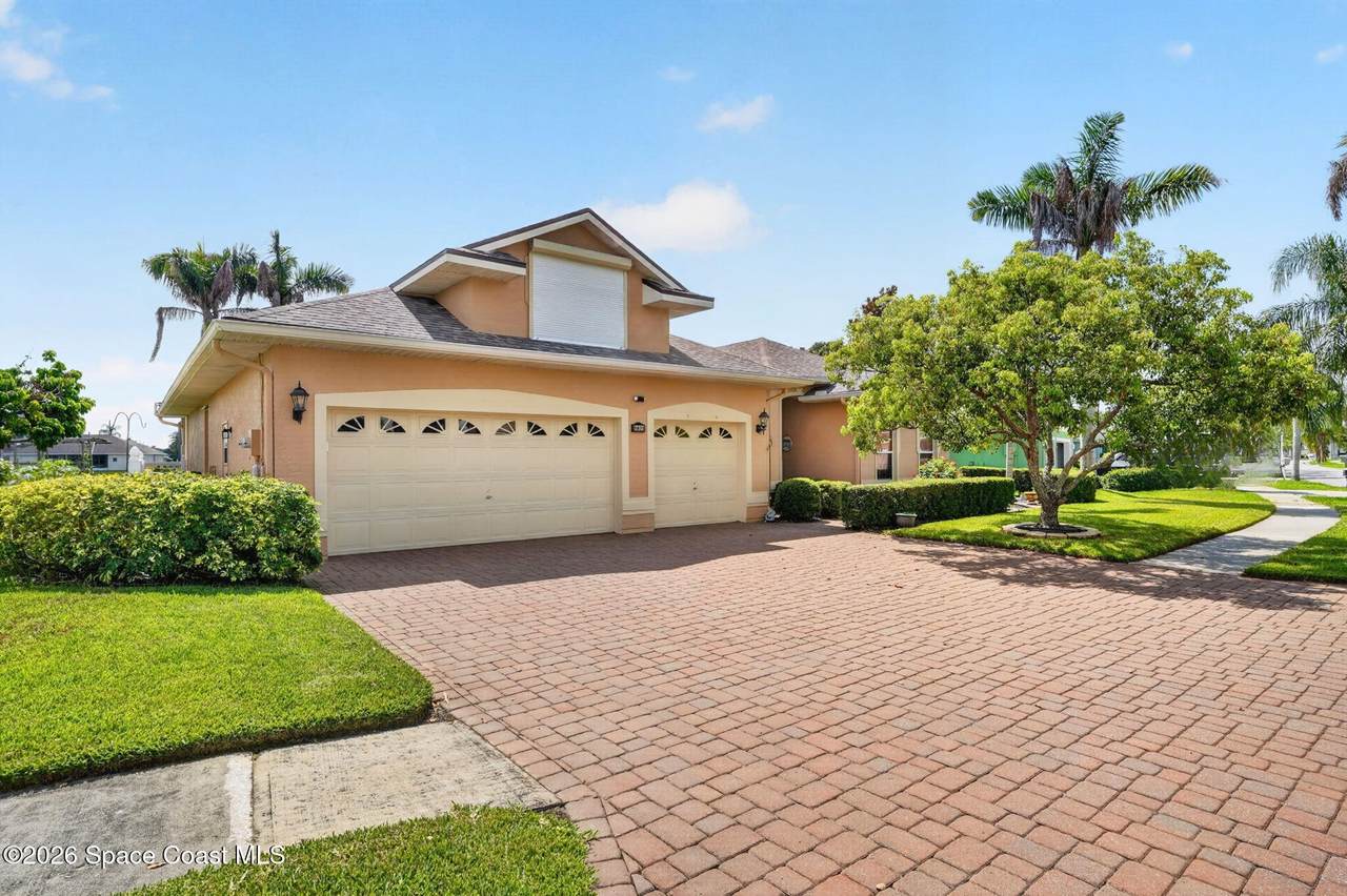 https://bt-photos.global.ssl.fastly.net/spacecoast/1280_boomver_1_1082924-2.jpg
