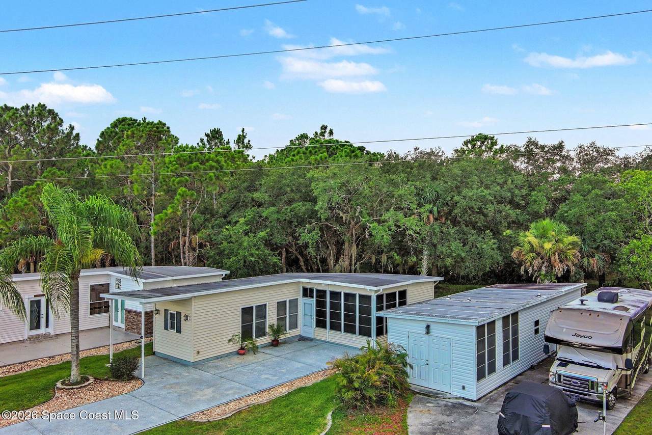 349 Plantation Drive - Photo 1