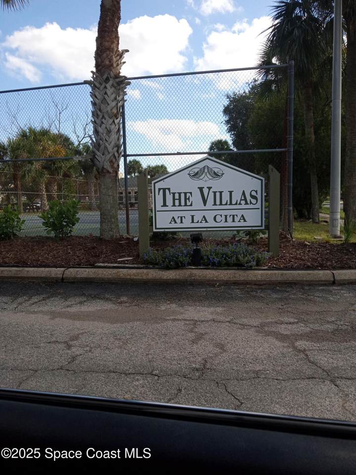 https://bt-photos.global.ssl.fastly.net/spacecoast/1280_boomver_1_1083014-2.jpg