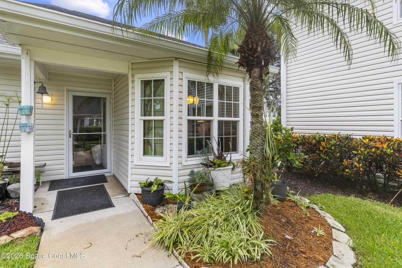 https://bt-photos.global.ssl.fastly.net/spacecoast/1280_boomver_1_1083088-2.jpg