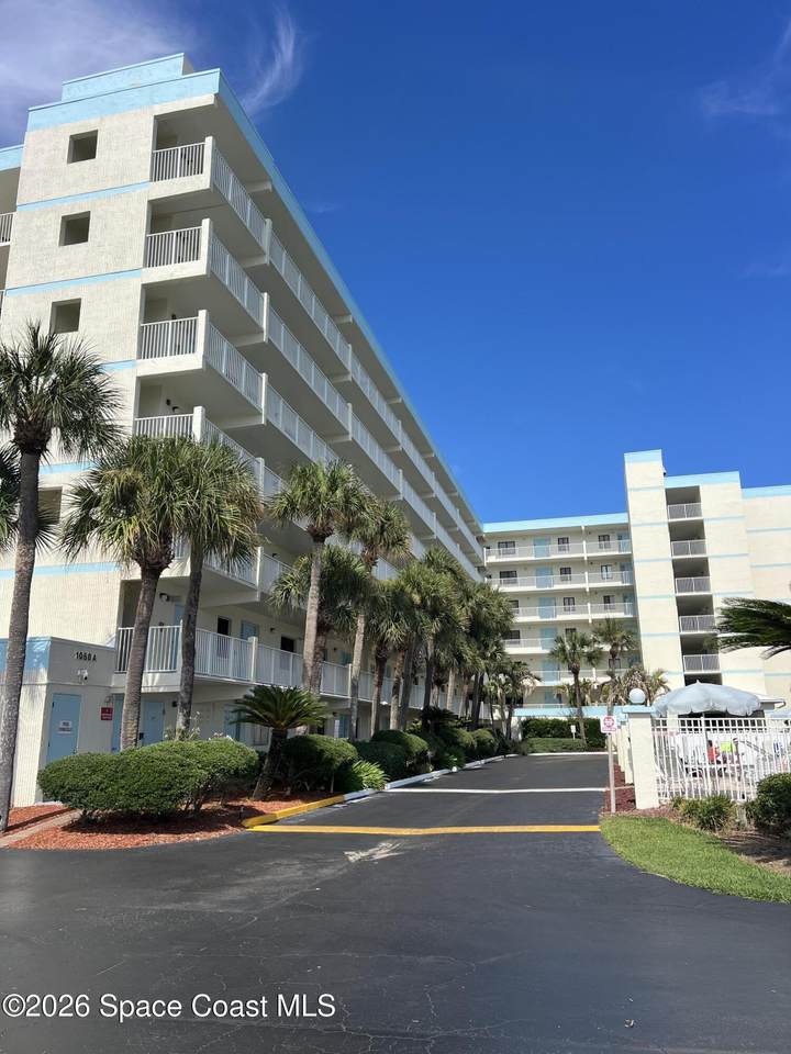 https://bt-photos.global.ssl.fastly.net/spacecoast/1280_boomver_1_1083149-2.jpg