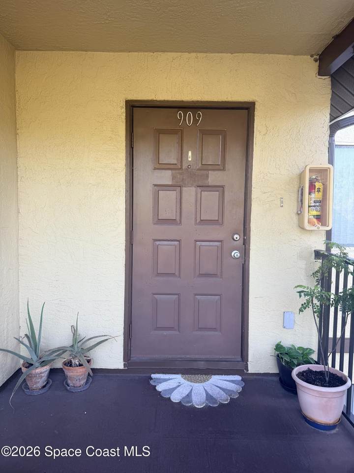 https://bt-photos.global.ssl.fastly.net/spacecoast/1280_boomver_1_1083242-2.jpg