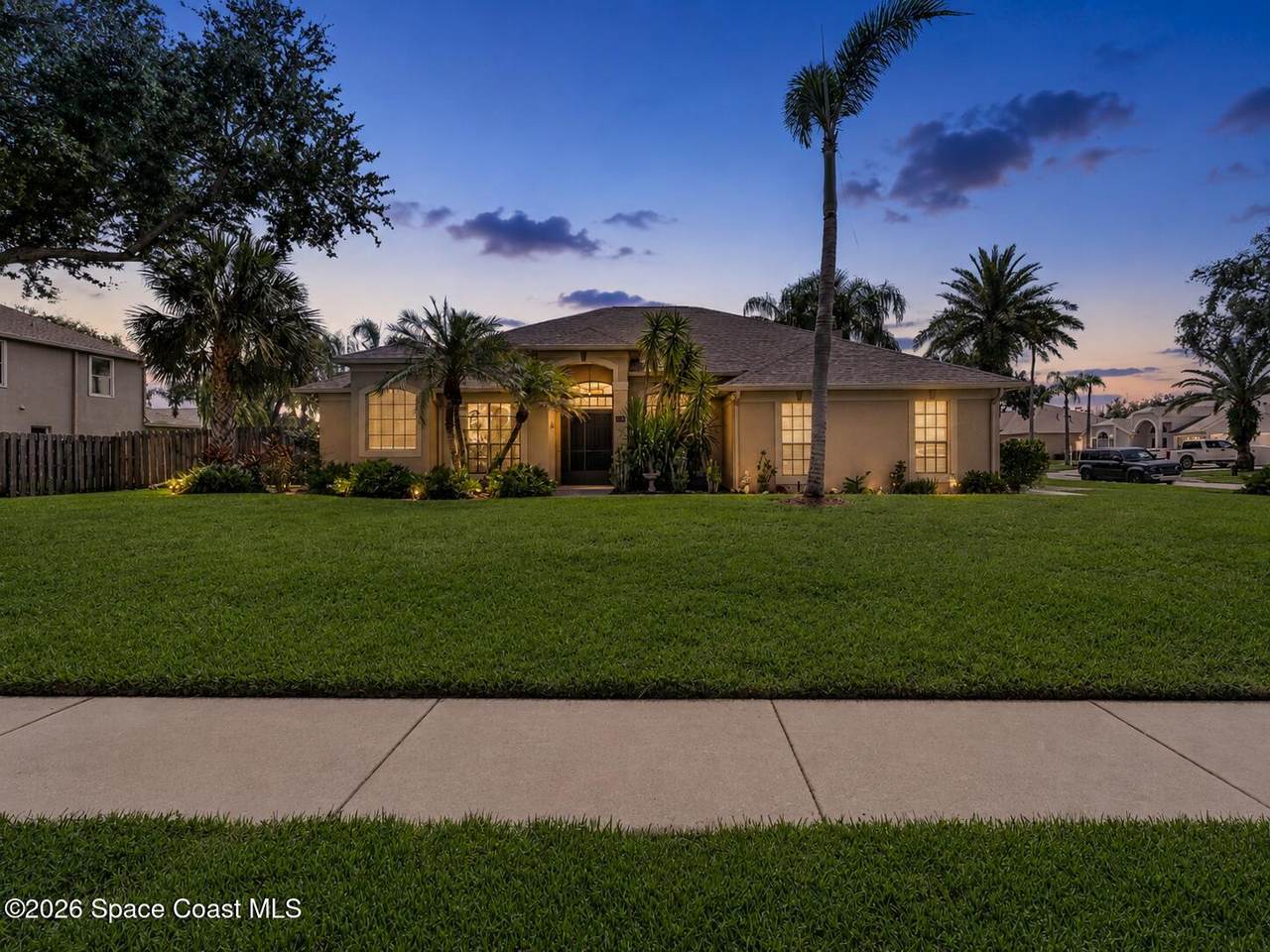 1494 Wellington Circle - Photo 1