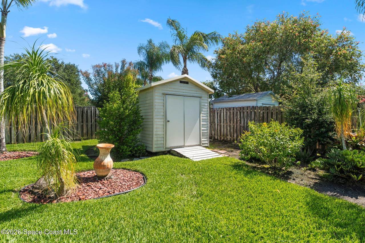 https://bt-photos.global.ssl.fastly.net/spacecoast/1280_boomver_1_1083401-2.jpg