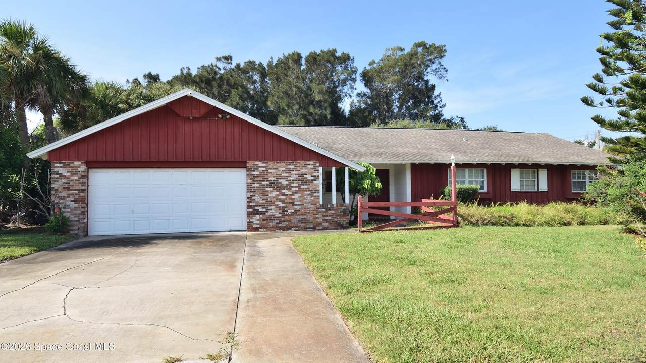 124 Surf Drive - Photo 1