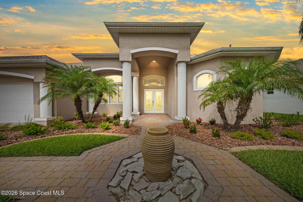 1045 Starling Way - Photo 1