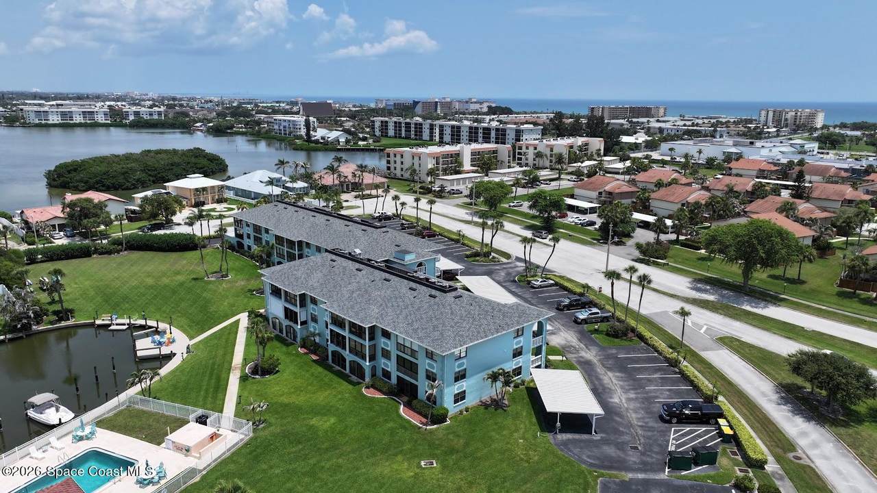 https://bt-photos.global.ssl.fastly.net/spacecoast/1280_boomver_1_1083850-2.jpg