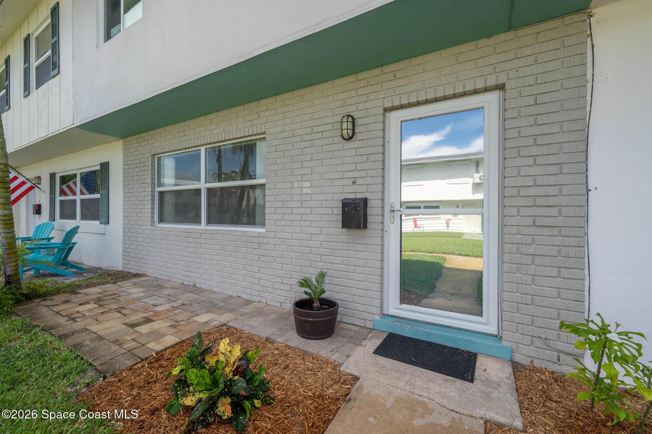 16 Adams Court - Photo 1