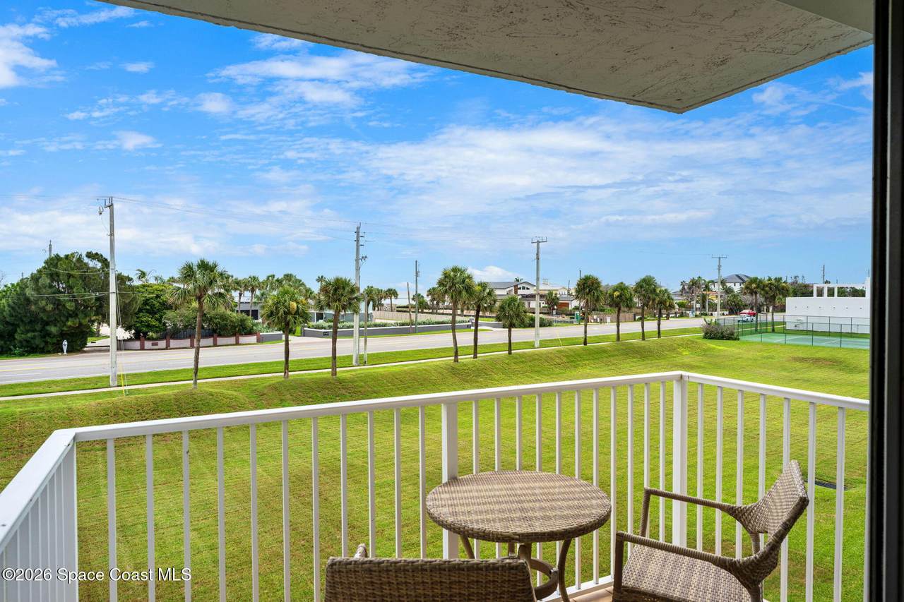 https://bt-photos.global.ssl.fastly.net/spacecoast/1280_boomver_1_1084226-2.jpg