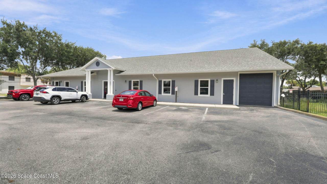 1785 Waverly Place - Photo 1