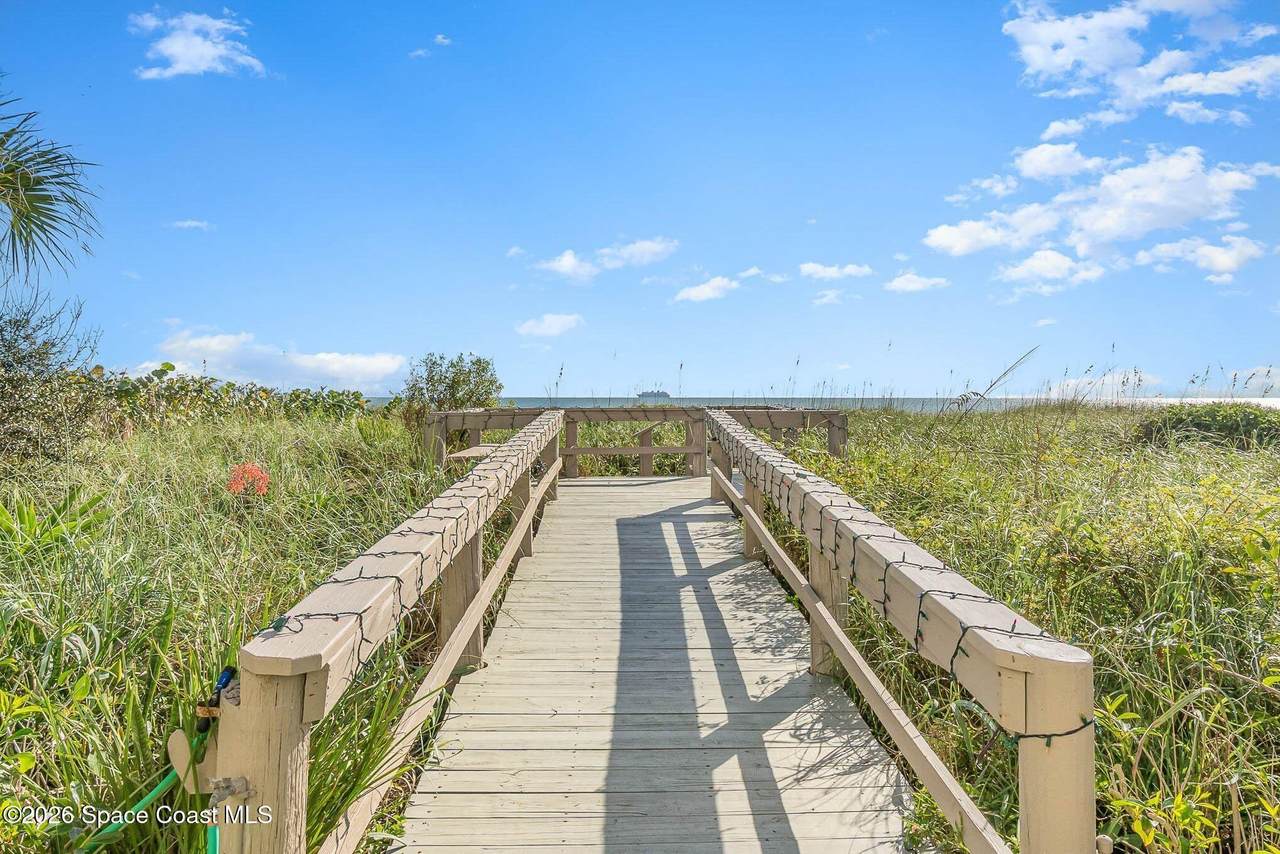 https://bt-photos.global.ssl.fastly.net/spacecoast/1280_boomver_1_1084951-2.jpg