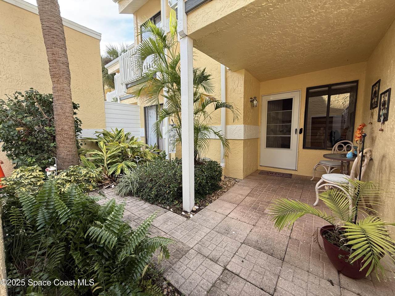 https://bt-photos.global.ssl.fastly.net/spacecoast/1280_boomver_1_1085066-2.jpg