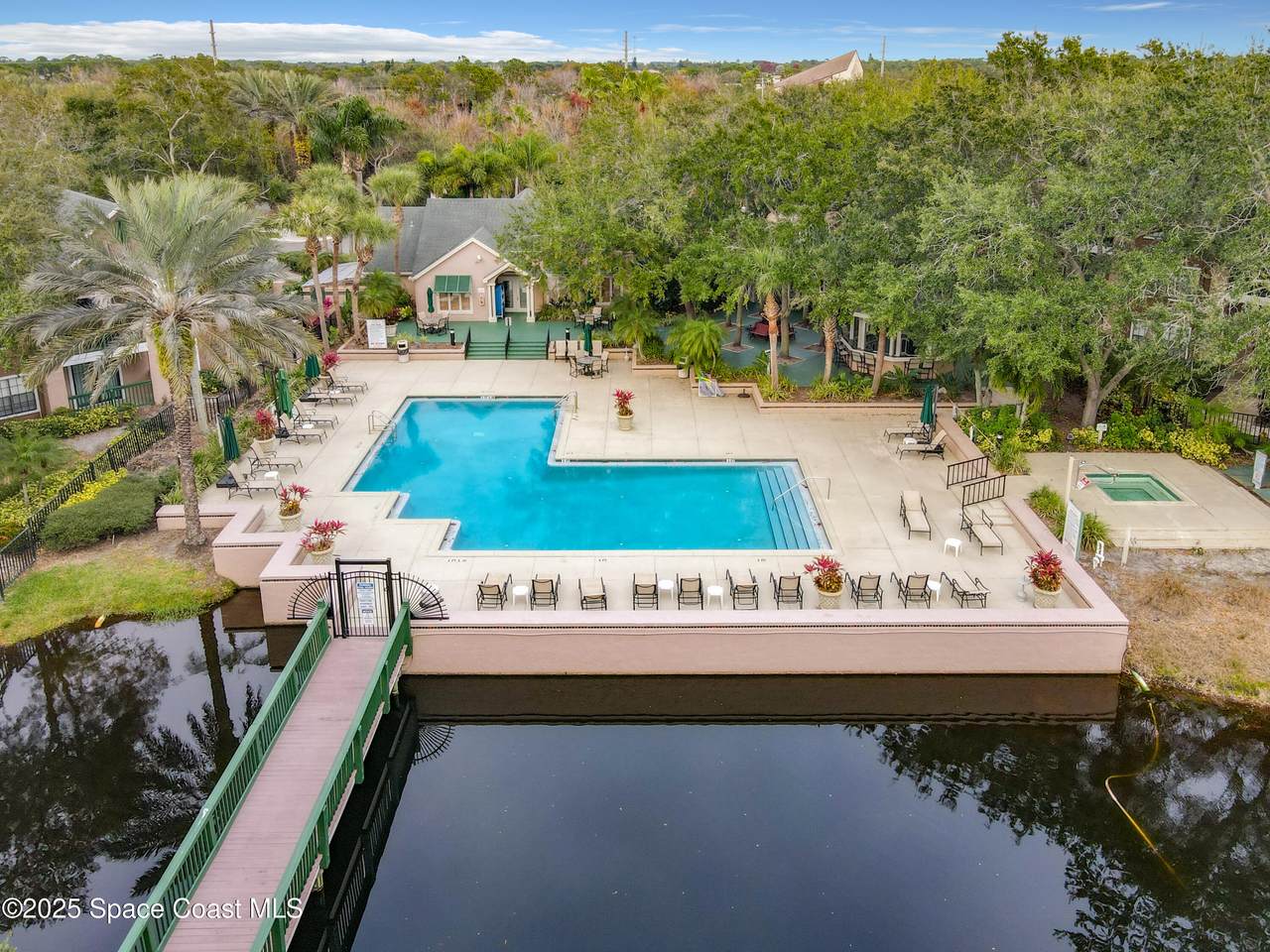 https://bt-photos.global.ssl.fastly.net/spacecoast/1280_boomver_1_1086260-2.jpg