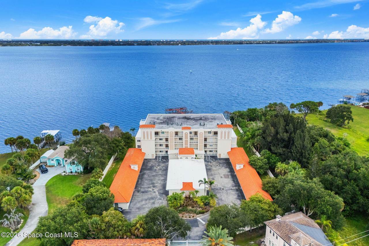4007 Harbor City Boulevard - Photo 1