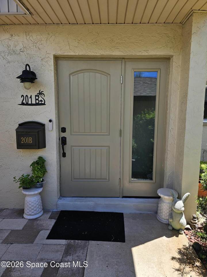 https://bt-photos.global.ssl.fastly.net/spacecoast/1280_boomver_1_1086552-2.jpg