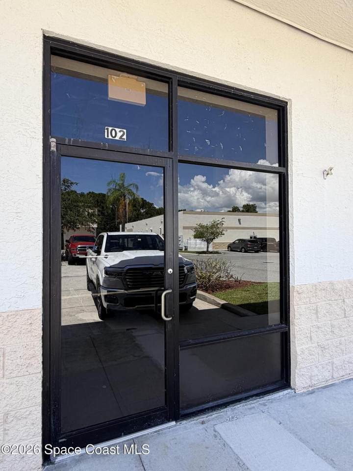 https://bt-photos.global.ssl.fastly.net/spacecoast/1280_boomver_1_1086600-2.jpg