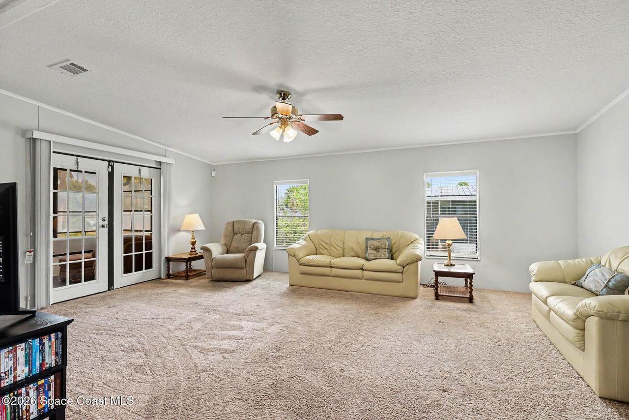 https://bt-photos.global.ssl.fastly.net/spacecoast/1280_boomver_1_1086629-2.jpg