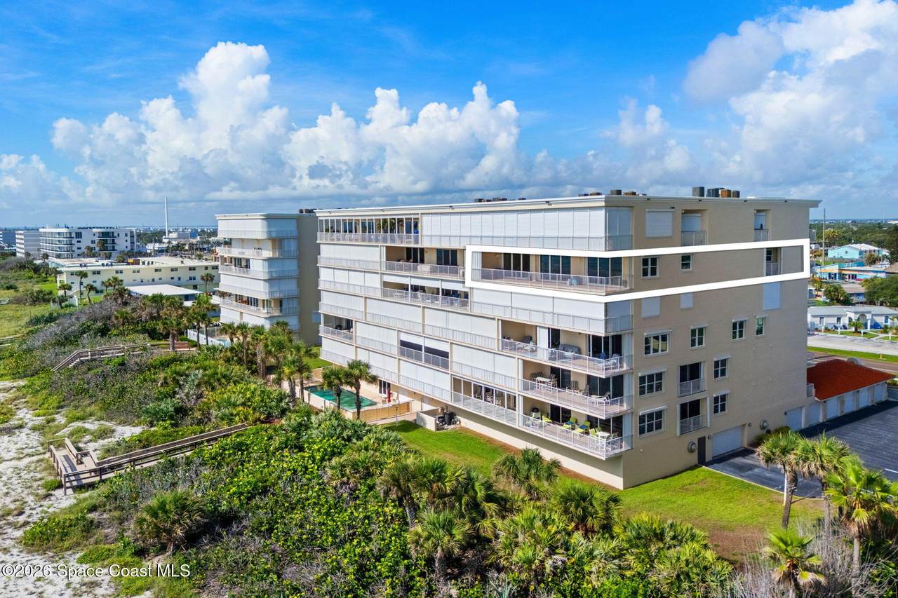 https://bt-photos.global.ssl.fastly.net/spacecoast/1280_boomver_1_1087034-2.jpg