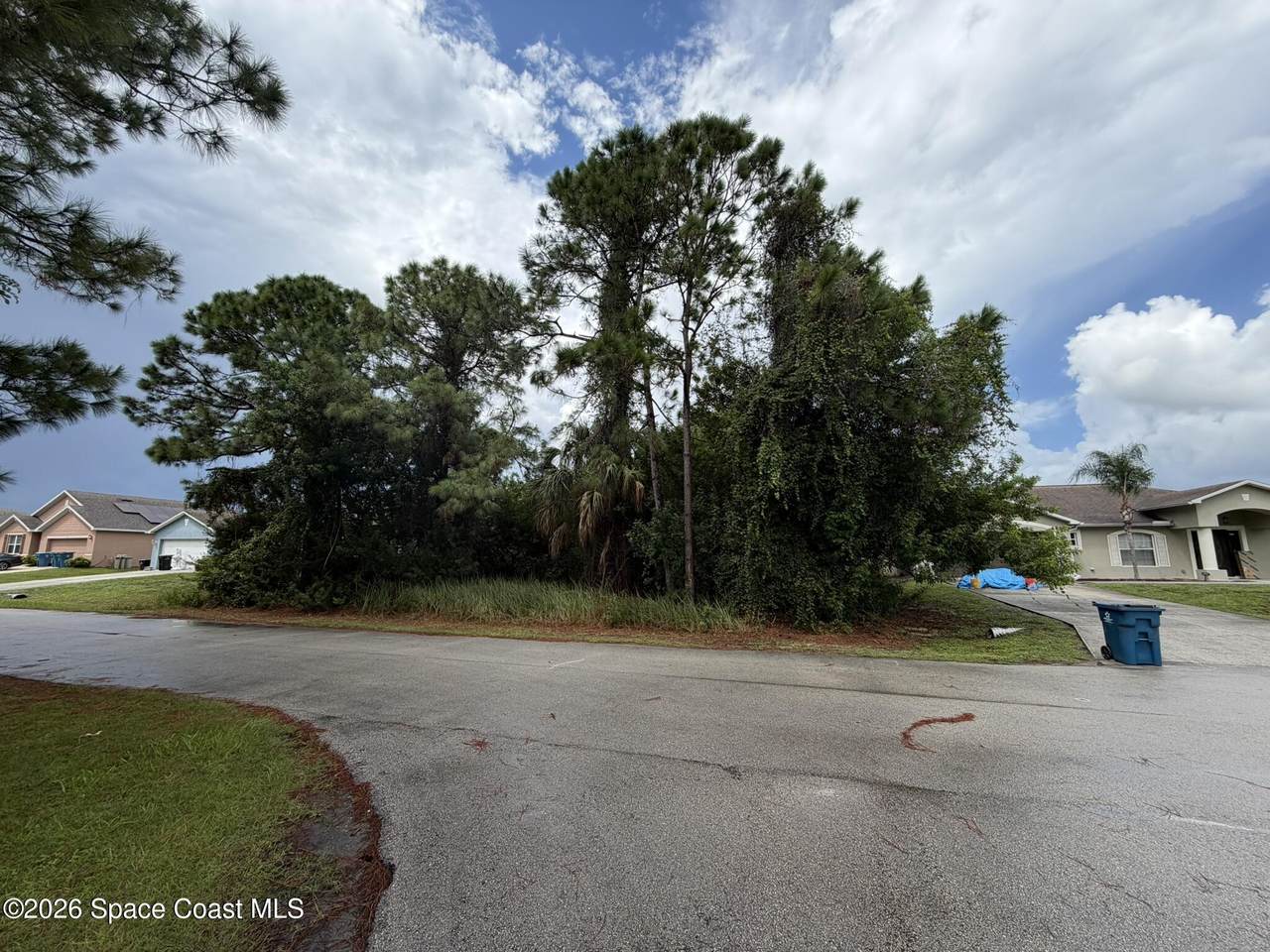 https://bt-photos.global.ssl.fastly.net/spacecoast/1280_boomver_1_1087432-2.jpg