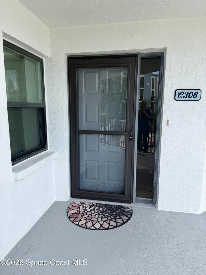 https://bt-photos.global.ssl.fastly.net/spacecoast/1280_boomver_1_1087574-2.jpg