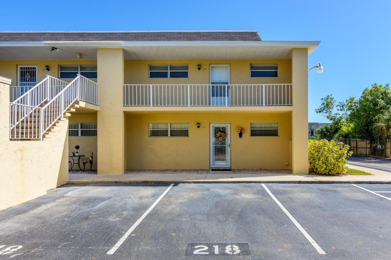 2135 Courtenay Parkway - Photo 1