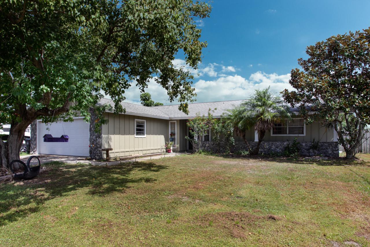 1016 Woodsmere Parkway - Photo 1