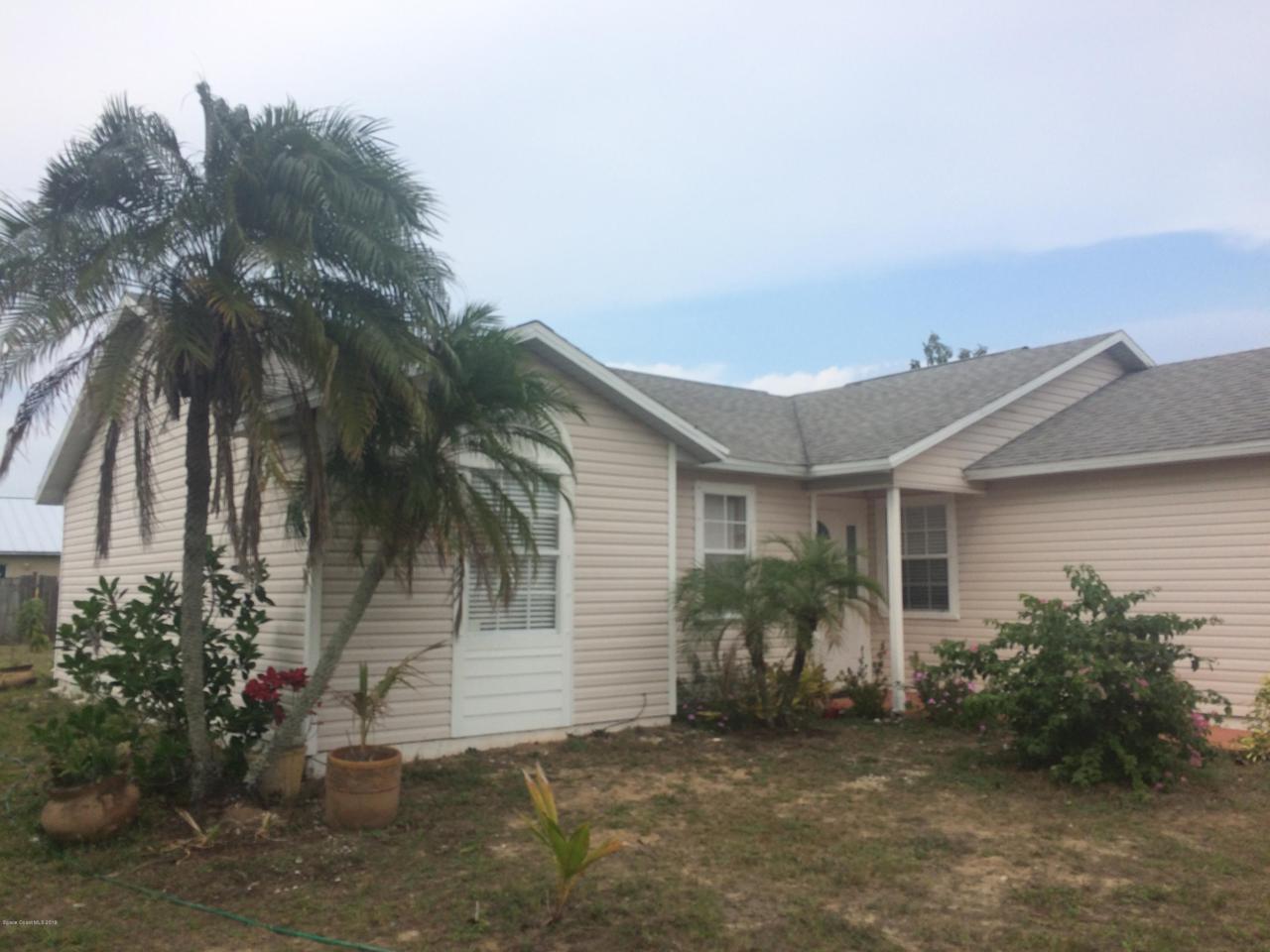 1104 9th Square - Photo 1