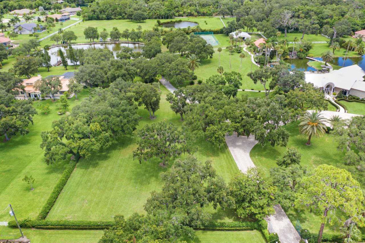 3970 Parkway Drive - Photo 1