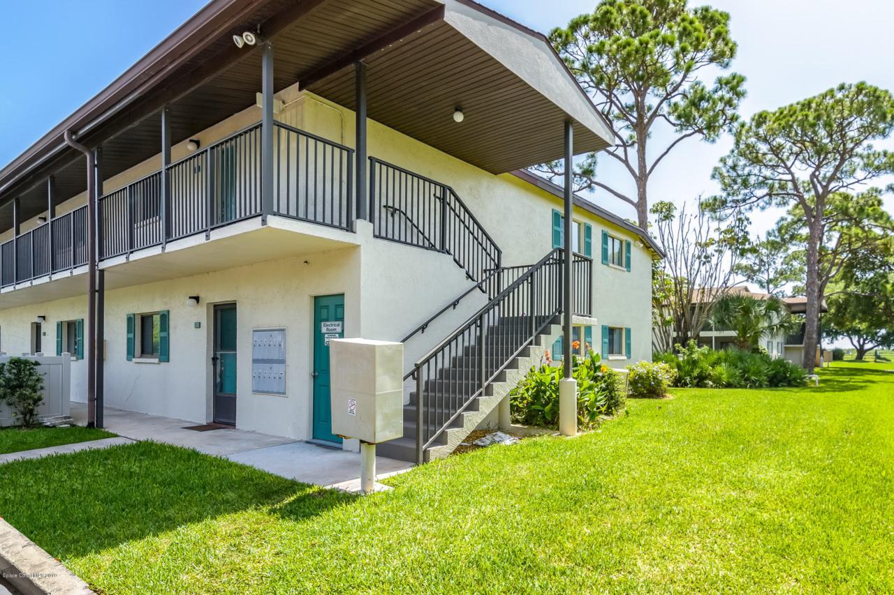 430 Breakwater Drive - Photo 1