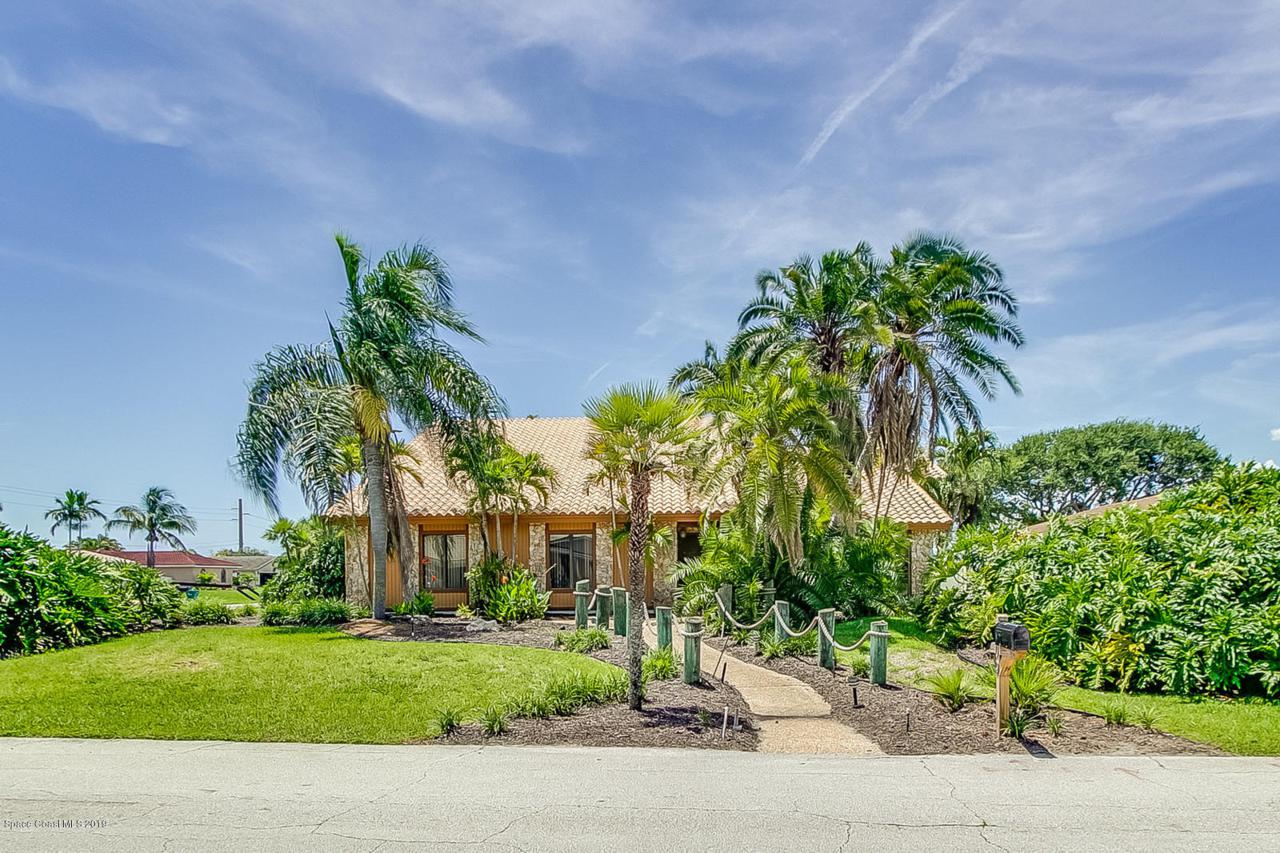 409 Red Sail Way - Photo 1