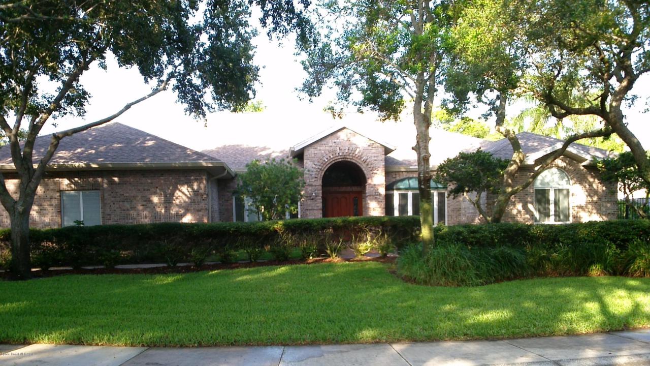 629 Hummingbird Drive - Photo 1