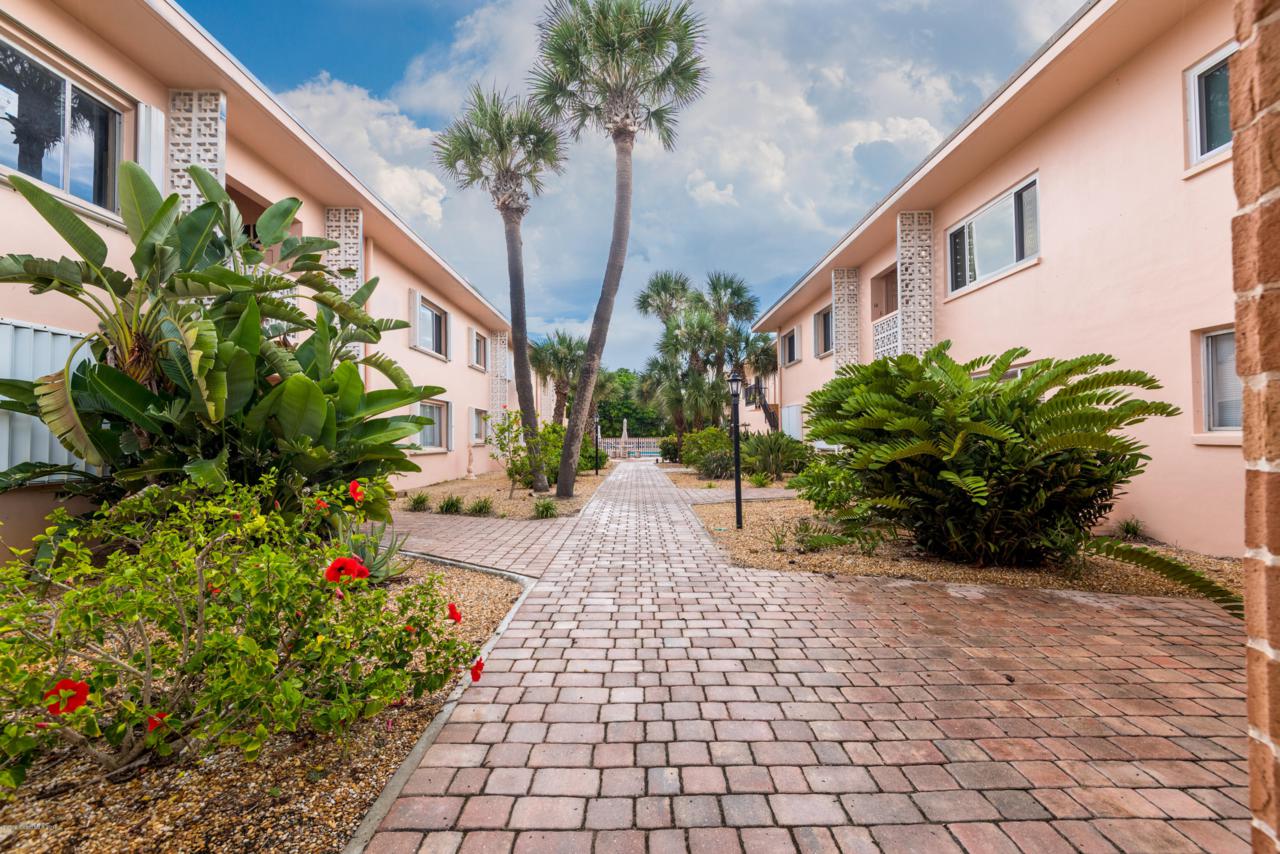 1700 Atlantic Street - Photo 1