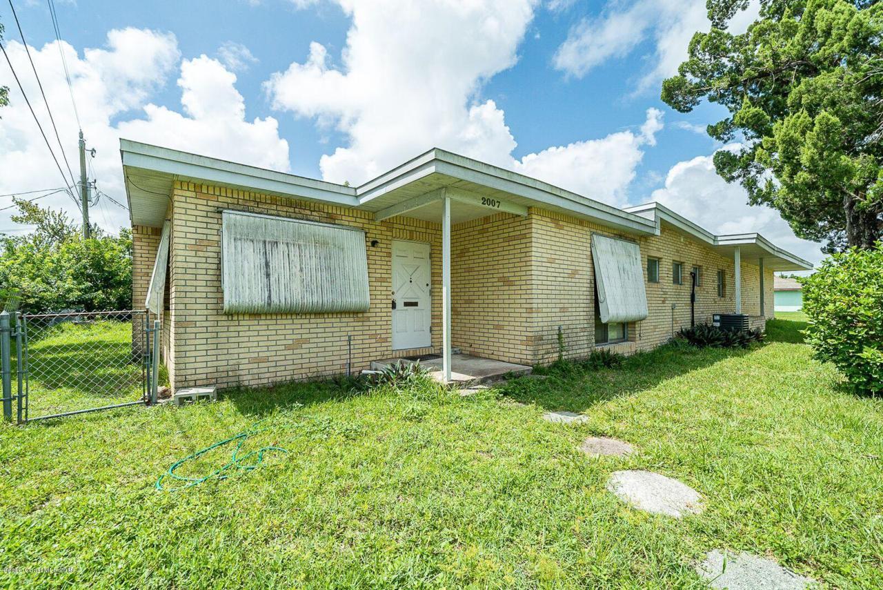 2007 Mckinley Avenue - Photo 1